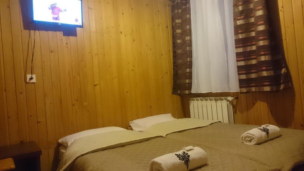 Bed and Breakfast Pod Tatrami Bukowina Tatrzańska Habitación foto